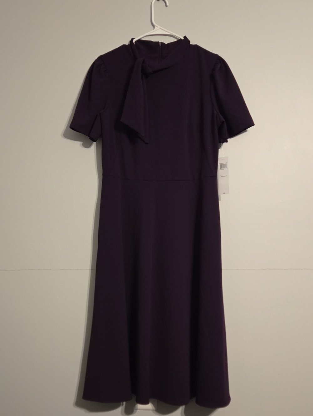 NWT Maggy London Luxe Plum Deep Purple Midi Dress with Neck Tie & Pockets